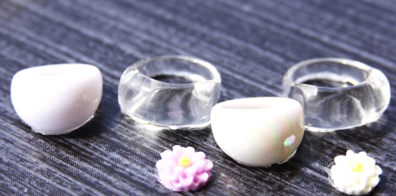 A21 SALE 30/% Medium silicone mold for resin rings 1 flower clear ring 2 ps size 9 white 2 size 7
