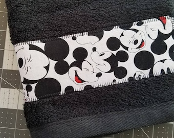 Mickey towel, mouse towel, mickey tea towel, mickey hand towel, mickey decor, mouse decor, mouse tea towel, mickey kitchen towel, towel