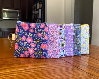Handmade Small Coin Purse with zipper - Floral Varieties - Zippered Floral Coin Purses - Small Floral Pouch - Keychain Pouch