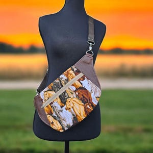 Western horses Hip pack/fanny pack, Dayna hip pack, Crossbody bag