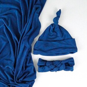 Blaue Swaddle Decke Set mit Hut-Dusty blau Swaddle Decke - Baby Boy swaddle - Geschlecht neutrale Decke-Neugeborene nneugeborenesie Hut Baby Hut Baby-Dusche-Geschenk