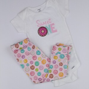 Doughnut Leggings| Organic baby pants | Doughnut 1st Birthday outfit| Sweet one birthday| 1st birthday shirt set | Donut baby shower gift