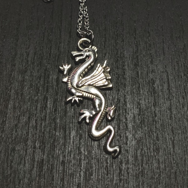 Dragon necklace-Silver dragon Pendant-dargon pendant charm-Game of thrones