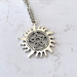 Pentagram necklace - Supernatural silver Flaming star