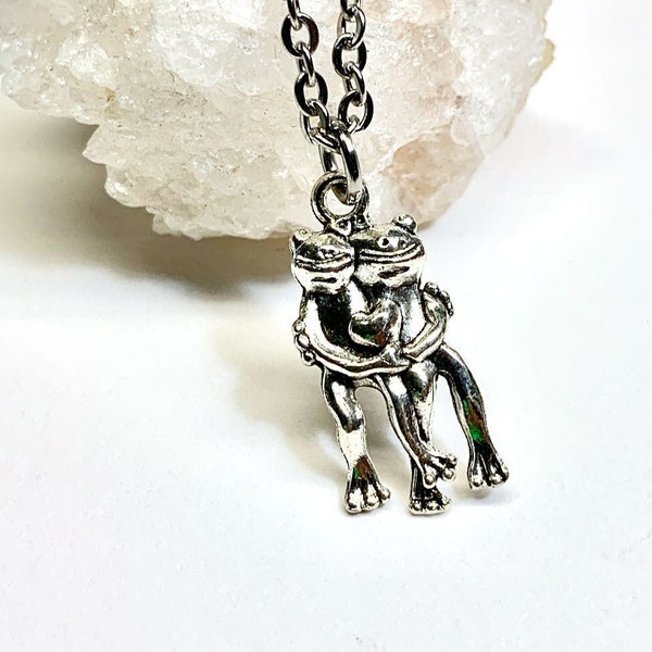 Frog couple necklace - silver
