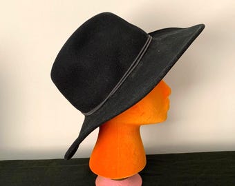 Vintage 80s black Wide brim goth hat Wool