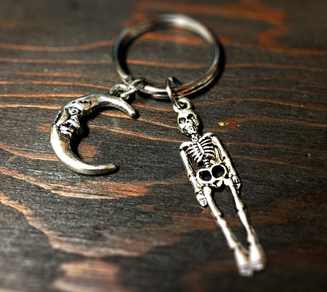 Skeleton and Moon Keychain Halloween Skull Spooky - Etsy