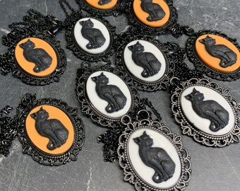 Black cat cameo necklace-goth necklace-Halloween-Victorian