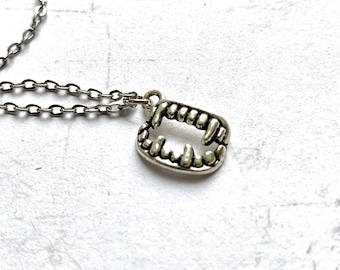 Vampire teeth necklace Custom Dracula Goth Fangs with Stainless Steel chain