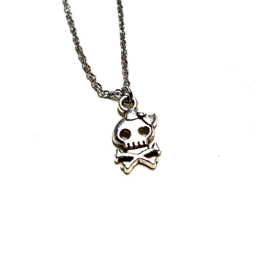 Mini skull pendant
