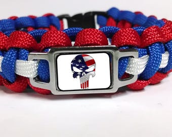 Patriotic Red White and Blue Punisher Skull USA America Paracord Survival Bracelet