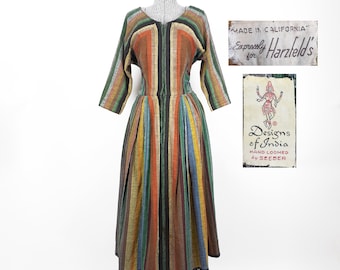 Vintage 50s Vertical Striped Hand Loomed Cotton Dress By Harzfeld's | California Designs Of India side pockets front zipper tailored house