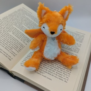 Tiny Fox Dragon Plush Keychain, Mini Soft Animal Toy, Cuddly Toy Baby Fox, Fantasy Plushie