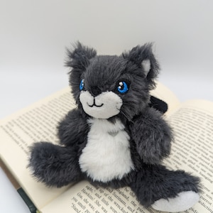 Ashe Black Dragon Kitty Keychain Plushie, Soft & Cute Cat Plush Key Ring Stuffie