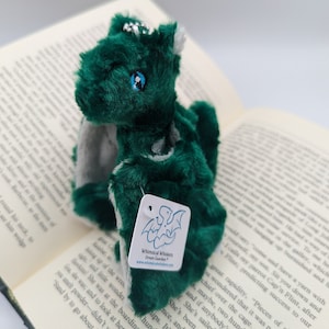 Tiny Green Dragon Plush Keychain, Mini Soft Animal Toy, Cuddly Toy Baby Dragon, Fantasy Mythical Creatures