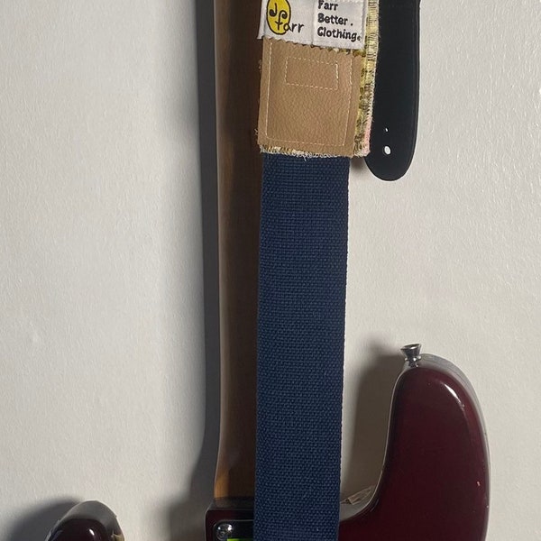 Padded Guitar Strap with Pocket for Pick