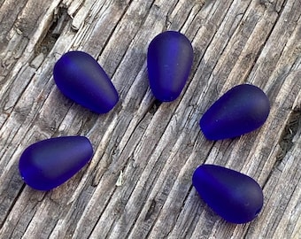 Royalblaue Meerglas Tropfen-Perlen: Zentrum gebohrt, 16 x 10 mm (6 Perlen)