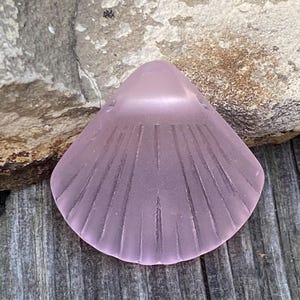Blossom Pink Clam Shell Sea Glass Pendant Bead – Matte Finish (28x30mm)