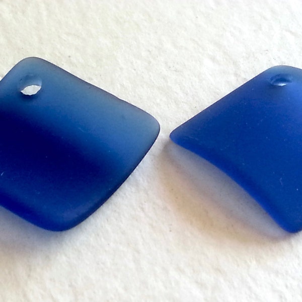 Sea Glass Beads -  Frosted Royal Blue Curved Square Diamond Cultured Sea Glass Pendants - 22mm  - 2pcs