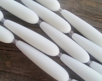 Sea Glass Beach Glass Beads - 38x8mm Chalk White Center Drilled Smooth Long Teardrop Cultured Seaglass Pendant Beads - 1 strand of 5 beads