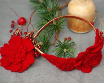 ROT Brosche & Haarreif // Haarschmuck Kopfschmuck // Geschenk zu Weihnachten // Winter Mantel Wolle Fascinator Accessoires schlicht flach