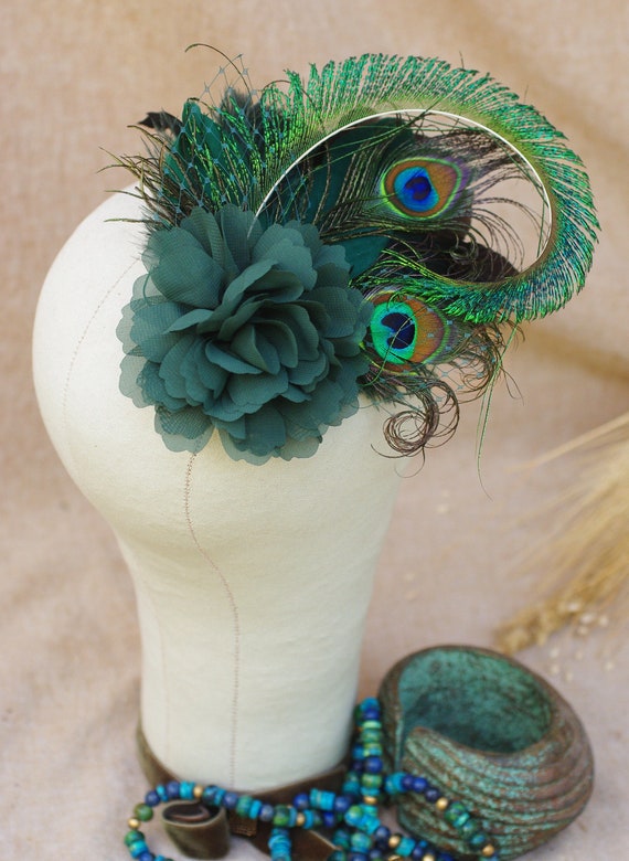 Headpiece Fascinator Deep Green Peacock Feathers Burlesque  display picture 1