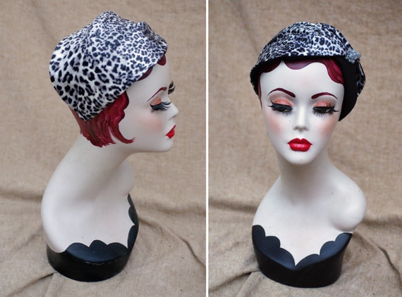 Animal print Art Deco headband For LEO PRINT Lovers: Velvet Half Hat // Headpiece Vintage  main image 3