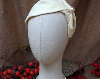 Vintage Wedding: Customizable Bridal Half Hat Velvet & Silk // Headpiece WHITE cream ivory bridal style 30s 40s Headband accessories winter