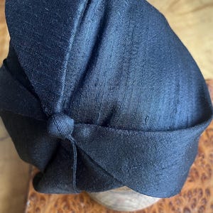 BLACK Silk Half Hat, elegant Headpiece Vintage Style 30s 20s Art Deco, Headband Fascinator, retro accessories, hair covering church funeral image 10