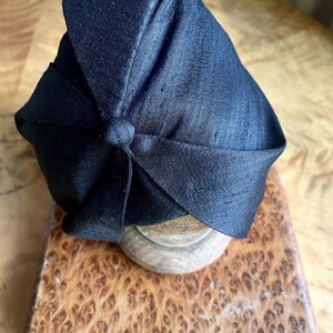 BLACK Silk Half Hat, elegant Headpiece Vintage Style 30s 20s Art Deco, Headband Fascinator, retro accessories, hair covering church funeral image 9