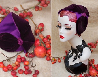 Violett / Lila: Haarreif Half Hat aus Samt / elegantes Headpiece in purpur beere / Vintage Stil 20er 30er 40er Jugendstil Art Deco Häubchen