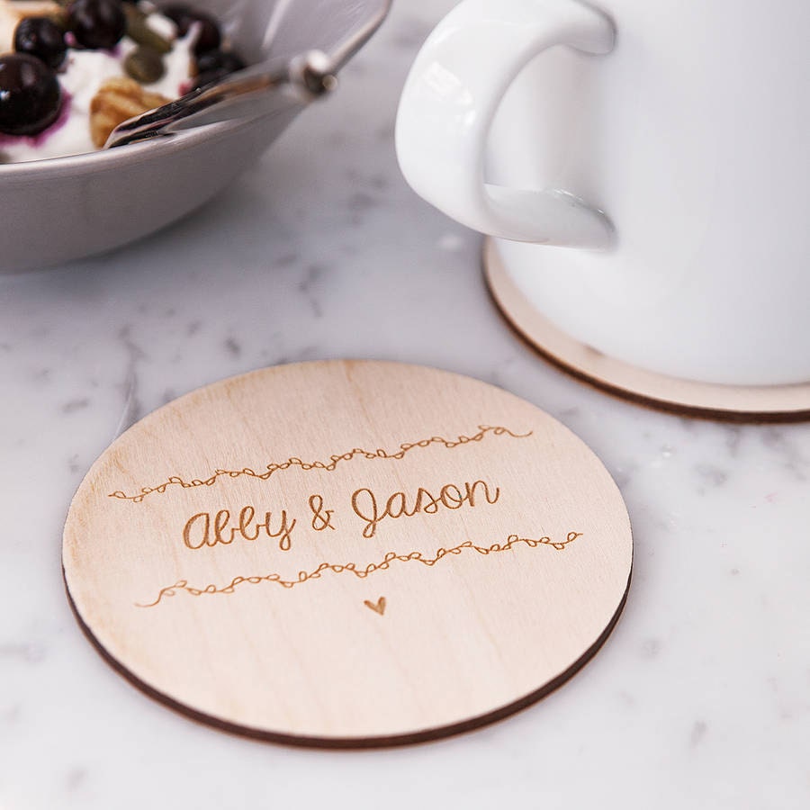 Noms Personnalisés Sous-Verres Gravés - de Table Basse avec Noms Nouveau Cadeau à La Maison