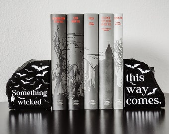 Halloween decor - horror books bookend - black decor - dark acedemia bookend - something wicked this way comes - spooky season bookshelf