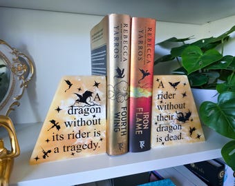 Vierte Flügel Gelbe Onyx Buchstützen - Drachen Dekor - Rebecca Yarros Buchzitat - Fantasy Buchzitat - Offensichtlich lizenzierter Vierter Flügel Merch