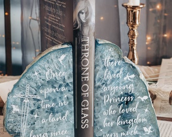Agate Bookends - Throne of Glass quote - Once upon a time in a kingdom - Sarah J Maas Quote - Stone Bookend