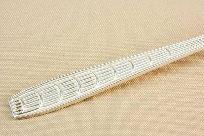 6 Vintage Silver Plated Mid-Century Modern Serving Medium Elegant SPOONS AP Co Cutlery Retro English 1950s