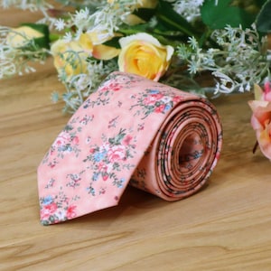 Champagne Blush Floral Tie Pink floral Men&#39;s skinny tie  Groom Wedding Pink Peach Roses Wedding Ties Flower tie Special Order