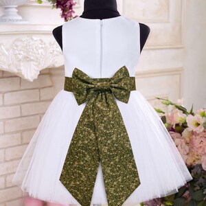 princess waistline dress Basque Waist Wedding Dress with Voluminous Tulle Princess Skirt main image 0