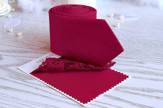 apple red david's bridal