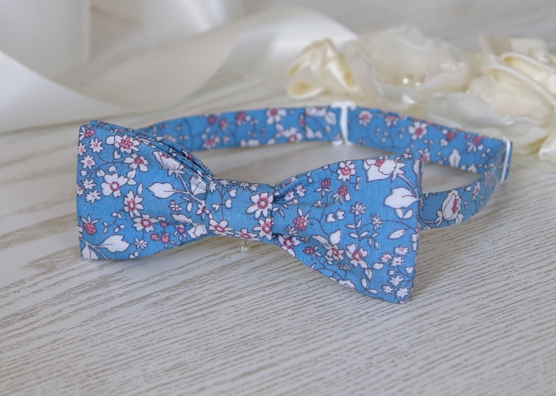 Sale 70/% Off Bow Tie Blue Floral BowTie Light Blue Alaskan Blue Classic Bow Tie Wedding Bow Tie SALE