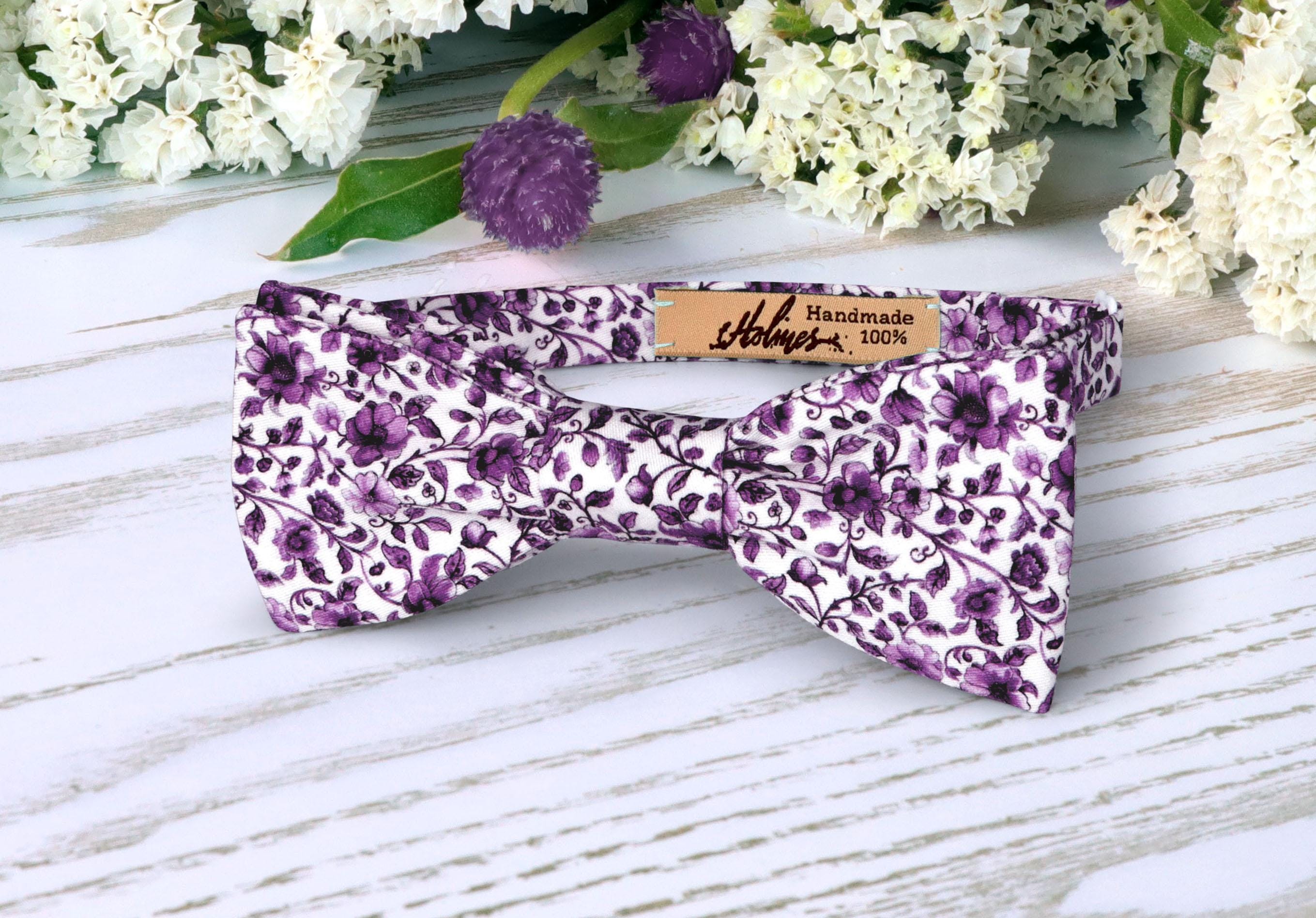 WISTERIA Floral Tie - Pale Purple White Porcelain Print Necktie