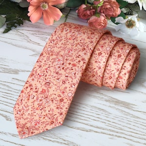Floral Dusty Peach Tie - Wedding Necktie with WildFlowers, Muted Coral Necktie, Floral Skinny tie, Wedding Peach Ties Delicate Blooms Tie