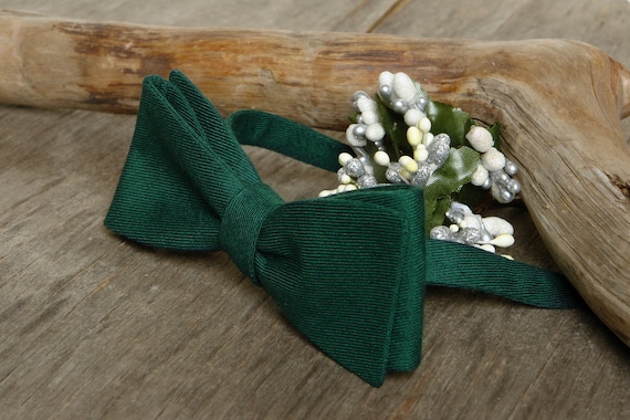 Emerald Liverpool Bow