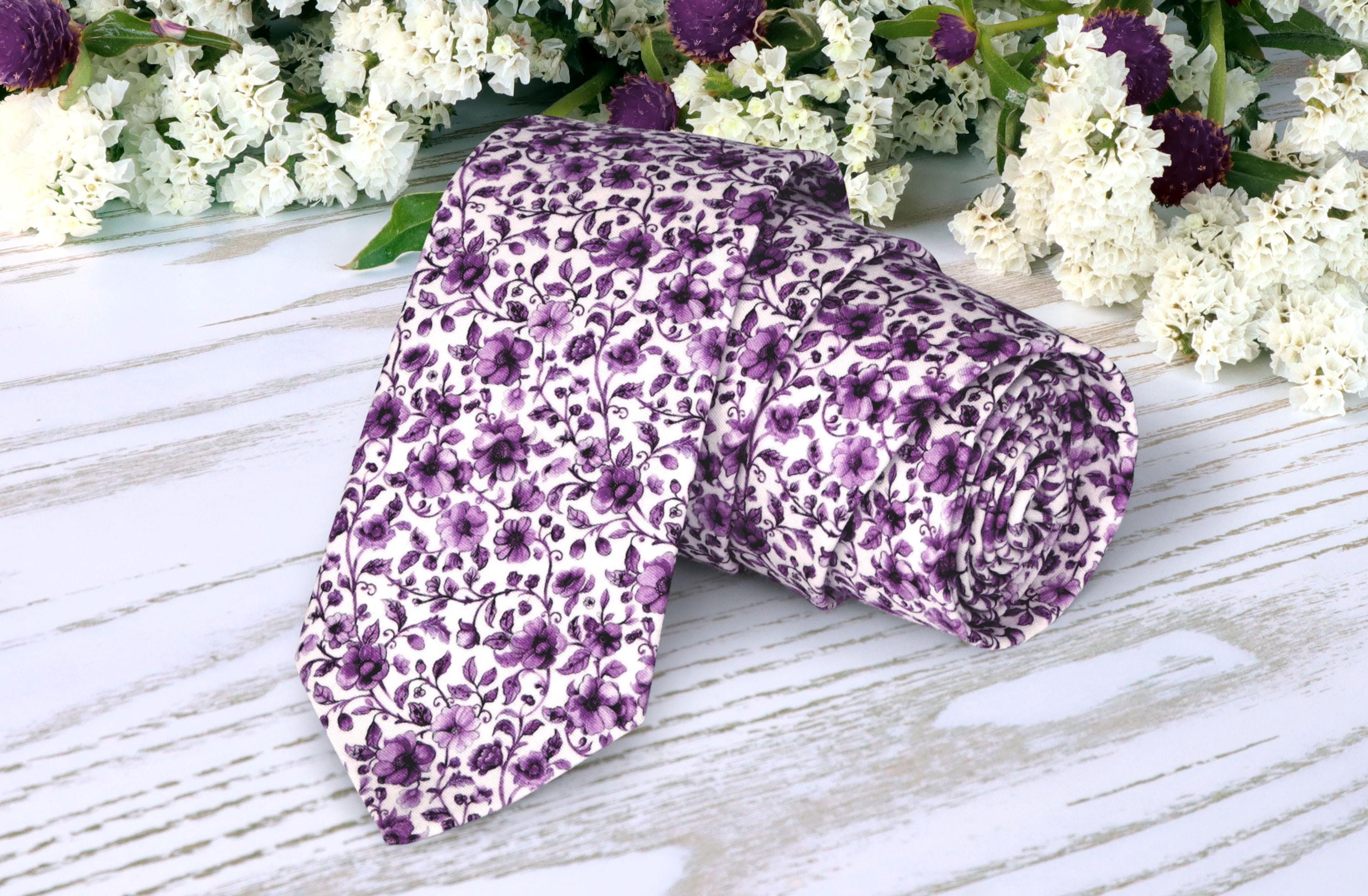 WISTERIA Floral Tie - Pale Purple White Porcelain Print Necktie
