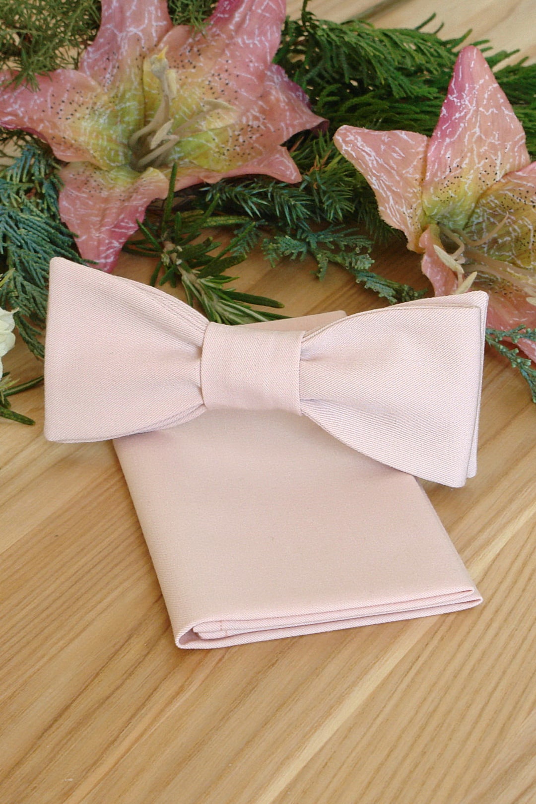 Bow Tie and Pocket Square Set BLUSH David's Bridal Vera Wang Matching