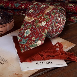 Floral Tie CINNAMON Necktie David&#39;s Bridal Flower Garden Birds Fall Autumn color Red Tie Floral Skinny tie Wedding Ties MAROON Special Order