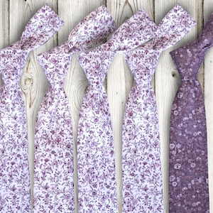 Mens Floral Ties Set 5 Pieces: Grooms Set 4 White LAVENDER Floral Ties + 1 LILAC Floral Tie Wedding Necktie for Men  Groomsmen Neckties