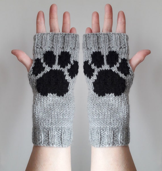 Paw Print Wrist Warmers Paw Print 10% to Animal Charity - Etsy Norway Paw Print Wrist Warmers Paw Print 10% to Animal Charity - Etsy Norway