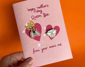 Queen Bee - Mother’s Day - From Your Mini Me - Matching Keepsake Greetings Card - Bumble Bee Pin  - Wooden Gift - Mummy & Me