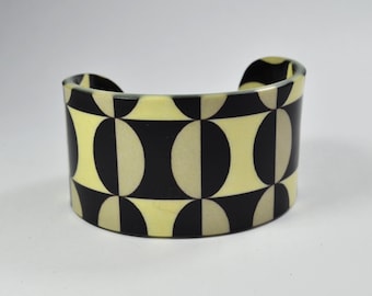 Black and White tile - tile pattern bracelet - tile bangle